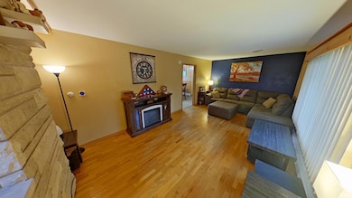 23713 Cole St, Elkhart, IN 46516 - photo 4