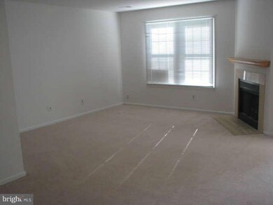 12930 Grays Pointe Rd unit 12930A, Fairfax, VA 22033 - photo 6