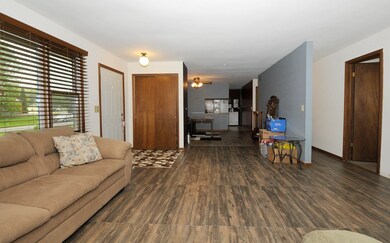 364 Pagelow Rd, Brooklyn, WI 53521 - photo 6