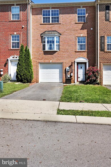 429 Channing Dr, Chambersburg, PA 17201 - photo 2