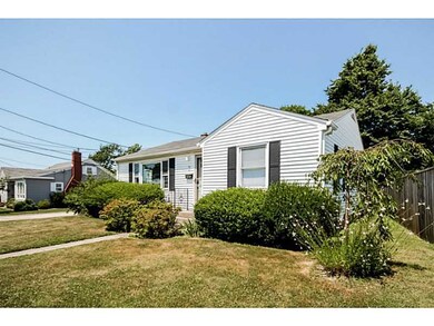 56 Dexter St, Newport, RI 02840 - photo 3