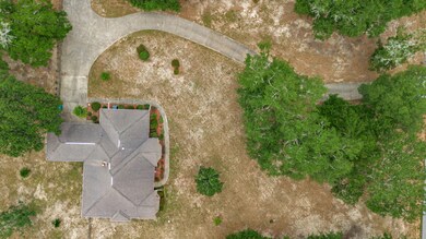 1-5711 Country Squire Drive-104