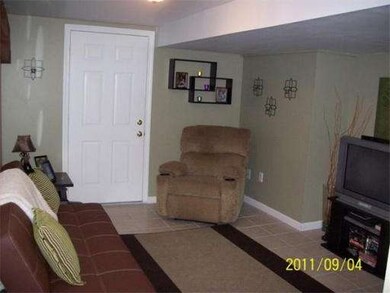 103 Hayward St unit B, Milford, MA 01757 - photo 7