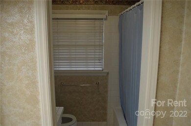 3116 E Broad St, Statesville, NC 28625 - photo 6