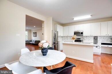 43182 Newbridge Square, Broadlands, VA 20148 - photo 4