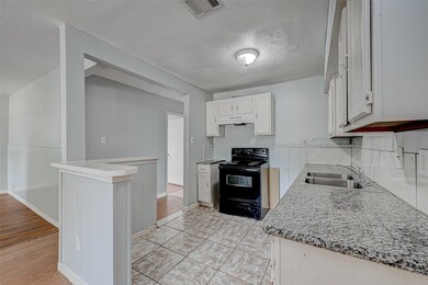 3406 Saint Benedict St, Houston, TX 77021 - photo 6