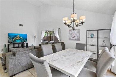 1726 Shoreside Cir, Wellington, FL 33414 - photo 5