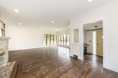 894 Rose Ave, Des Plaines, IL 60016 - photo 3