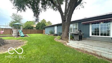 1313 Brookside Dr, Columbus, IN 47201 - photo 3