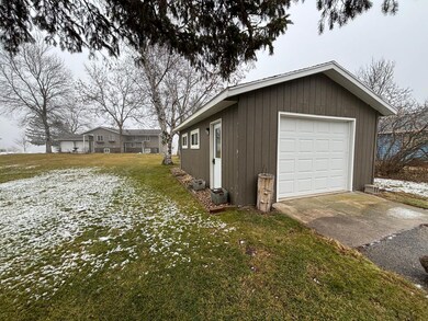 1007 Meadowlark Dr SW, Alexandria, MN 56308 - photo 4