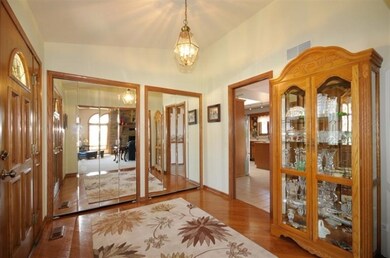 9021 Franklin Dr, Saint John, IN 46373 - photo 2