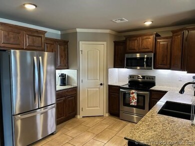 19390 S Coyote Dr, Claremore, OK 74019 - photo 4