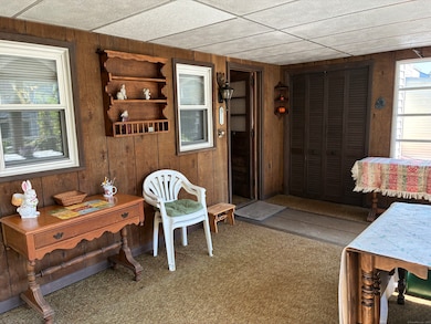 27 Harding Ave, Newington, CT 06111 - photo 5