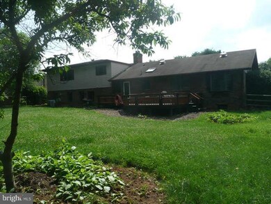 2002 Maplewood Dr, Hagerstown, MD 21740 - photo 6