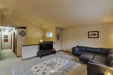 10521 6th Place W unit 11, Everett, WA 98204 - photo 6