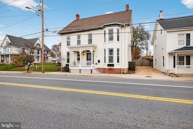 58 W Baltimore St, Taneytown, MD 21787 - photo 2