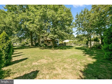 1995 Bishopwood Blvd W, Harleysville, PA 19438 - photo 4