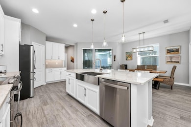 Open Kitchen.