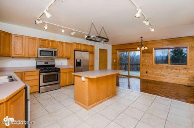 Strand Kitchen