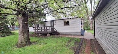 102 2nd Ave N, Fairmount, ND 58030 - photo 3