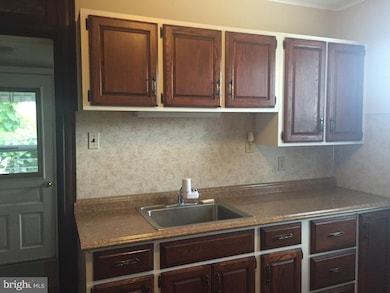 612 Juniper St, Quakertown, PA 18951 - photo 4
