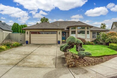 2482 Greenfield Ct, Medford, OR 97504 - photo 2