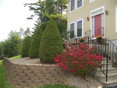 Professional landscaping greets you & your guests