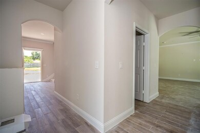 8040 Raymond Ave, White Settlement, TX 76108 - photo 7