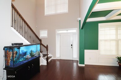 407 Post Oak Way - Foyer 1