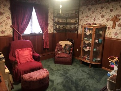 2529 Gap View Rd, Slatington, PA 18080 - photo 4