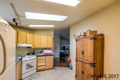 92372 Powerline Rd, Eugene, OR 97408 - photo 4