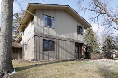 3822 Greenleaf Circle-102