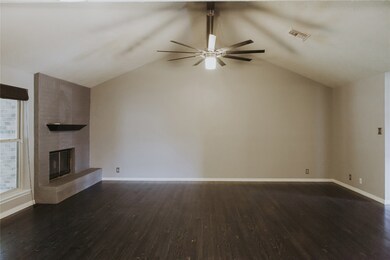 2725 La Mesa St, Bay City, TX 77414 - photo 7