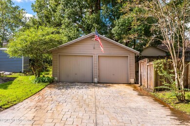 1374 Azalea Dr, Jacksonville, FL 32205 - photo 4