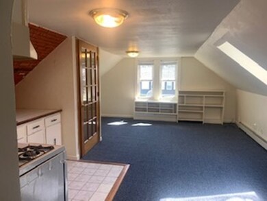 55 Walker St unit 3rd Flr, Newtonville, MA 02460 - photo 5