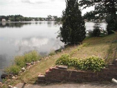 30 Taylor Point Rd, Pembroke, MA 02359 - photo 5