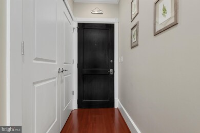 910 Powhatan St unit 105S, Alexandria, VA 22314 - photo 3