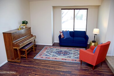 Living dining room area