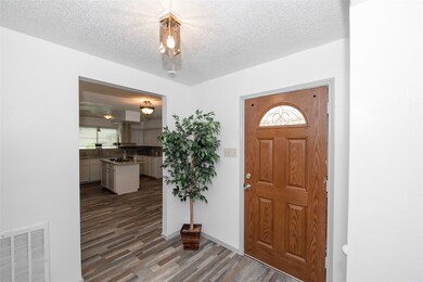 905 Chateau Place, Richmond, TX 77469 - photo 5