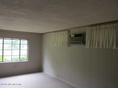 1715 Hazelhurst Dr, Jacksonville, FL 32216 - photo 7