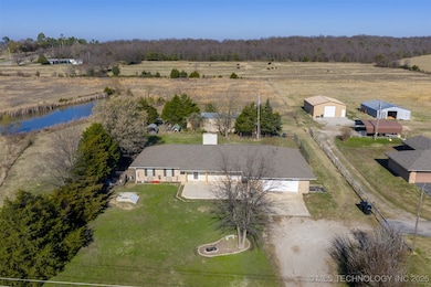 379022 Old Highway 62, Okemah, OK 74859 - photo 2