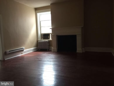 11 S Main St unit 11, Mercersburg, PA 17236 - photo 2