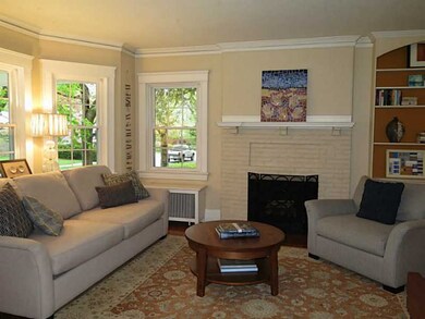 205 Laurel Ave, Providence, RI 02906 - photo 4