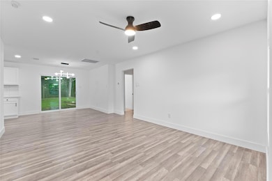 617 Cimarron Trace, Grand Prairie, TX 75051 - photo 4