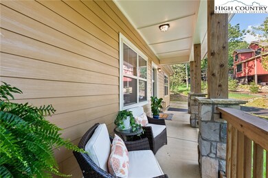 137 Red Wolf, Blowing Rock, NC 28605 - photo 4