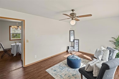 425 Meadow Dr, Troy, IL 62294 - photo 4