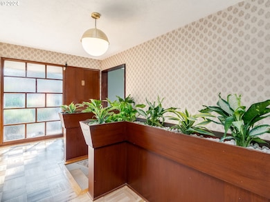 Entrance/Foyer