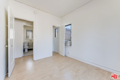 805 N Poinsettia Place, Los Angeles, CA 90046 - photo 4