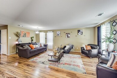 576 Arthur Dr, Lavon, TX 75166 - photo 3