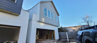 4617 Lavatera St, Houston, TX 77018 - photo 3